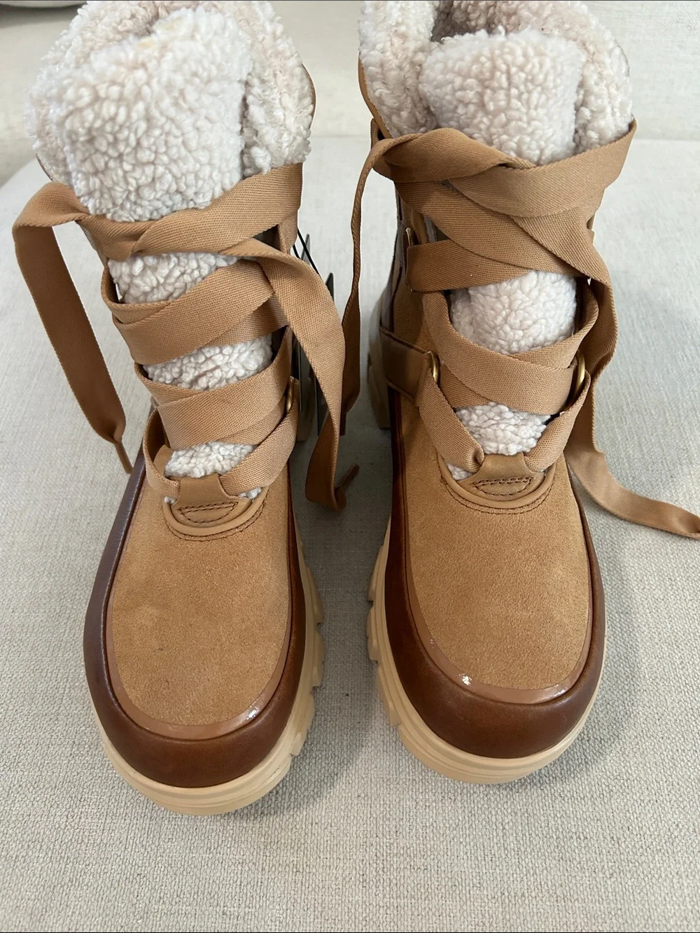 SOREL Women's Tivoli V Resort Waterproof Boot, Tan, size 9, NWT no box